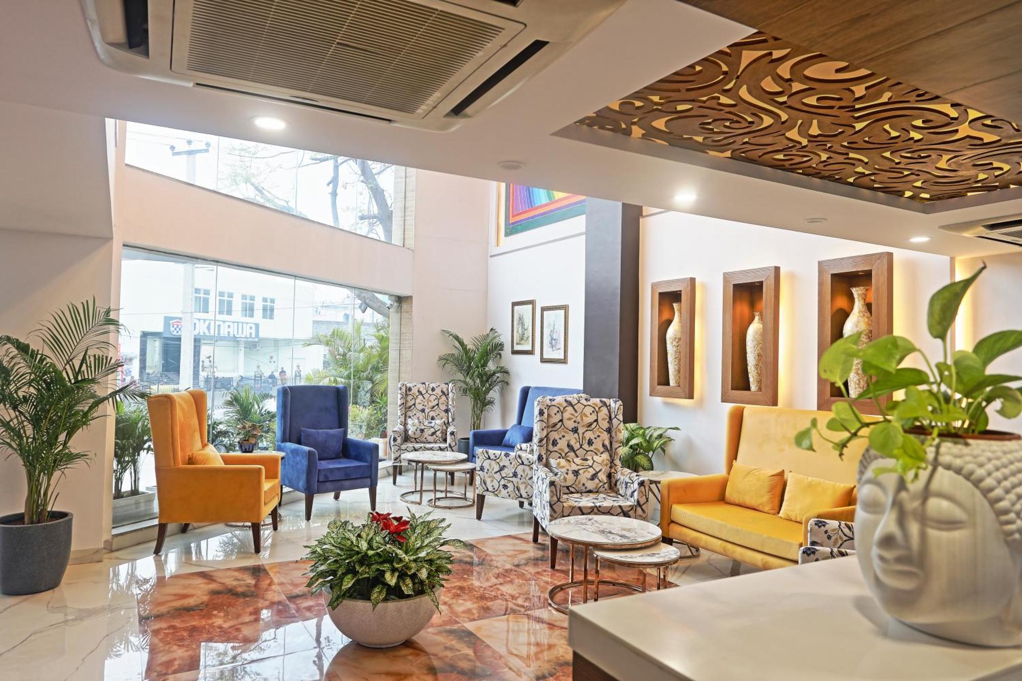 Hotel Oxmo Delhi Airport With Free Airport Transsfer New Delhi Exterior photo