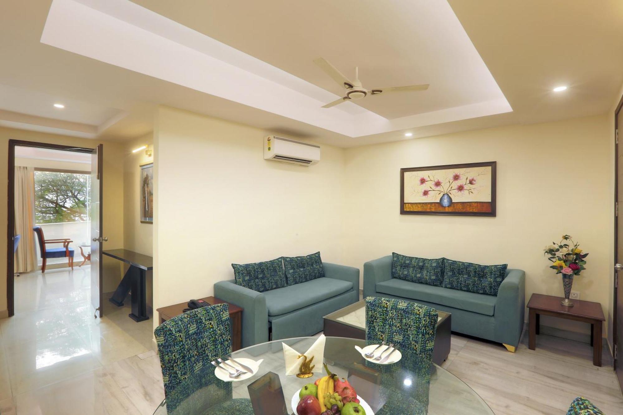 Hotel Oxmo Delhi Airport With Free Airport Transsfer New Delhi Exterior photo