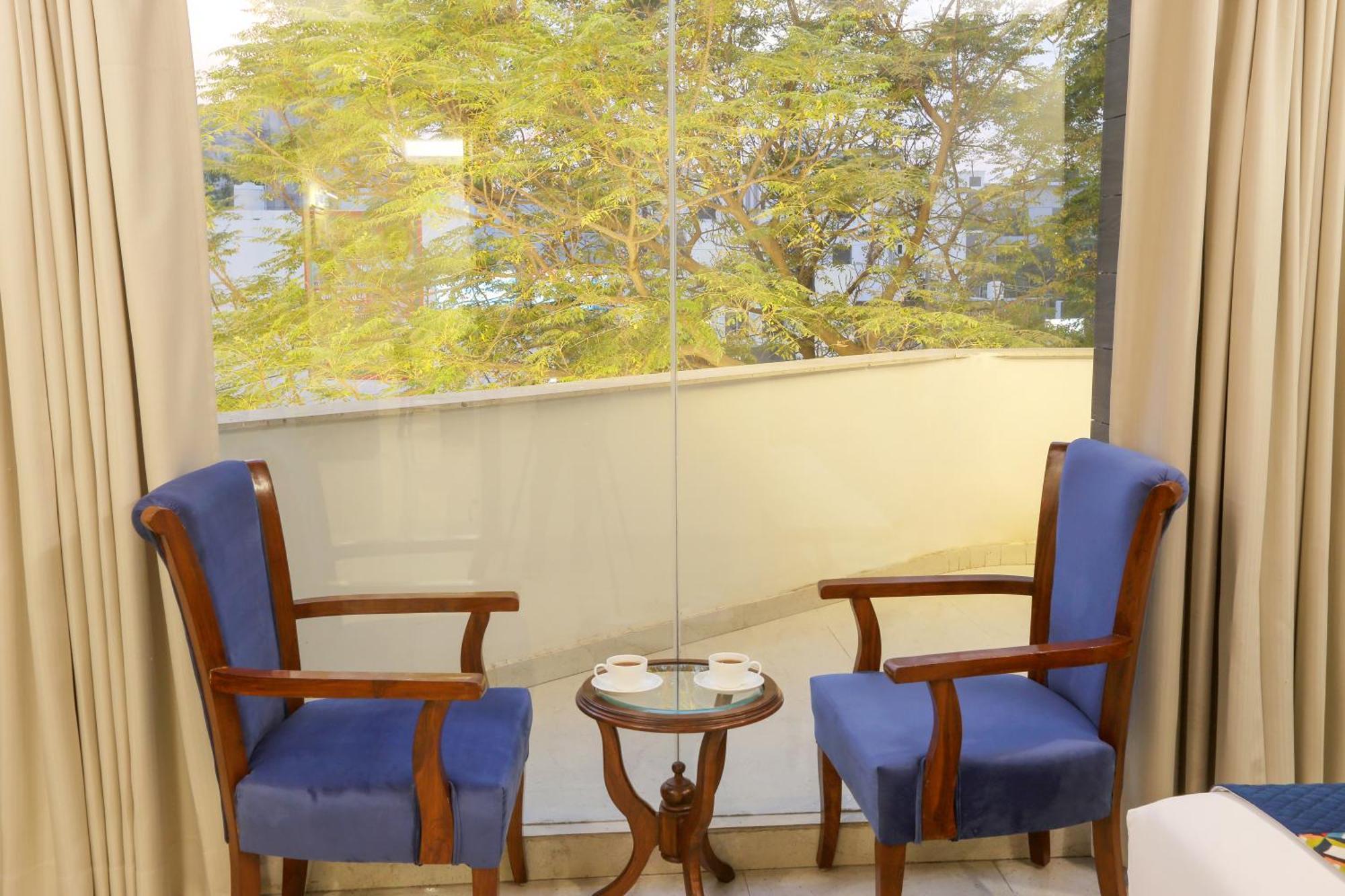 Hotel Oxmo Delhi Airport With Free Airport Transsfer New Delhi Exterior photo